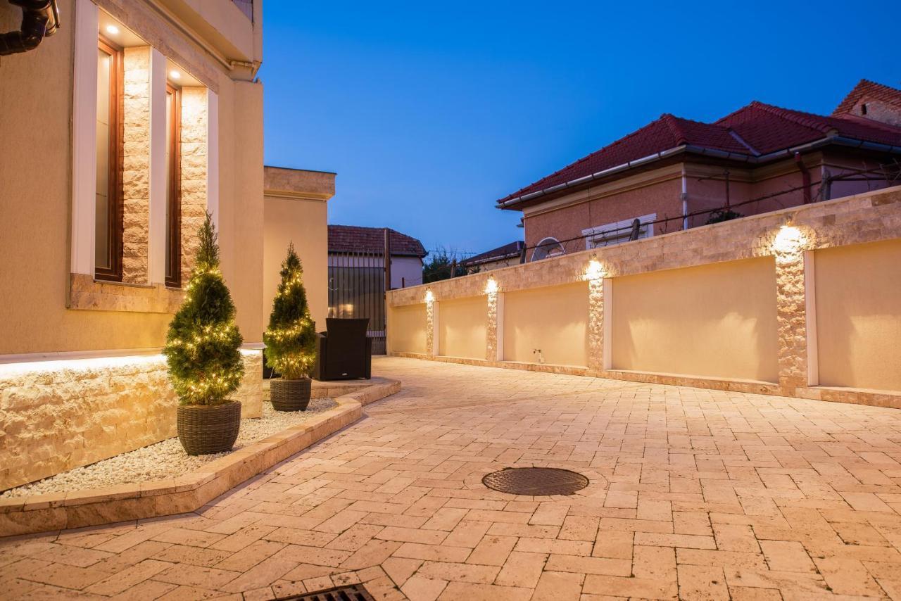 H & V Residence - Diamond Bungalow Apartment Αράντ Εξωτερικό φωτογραφία