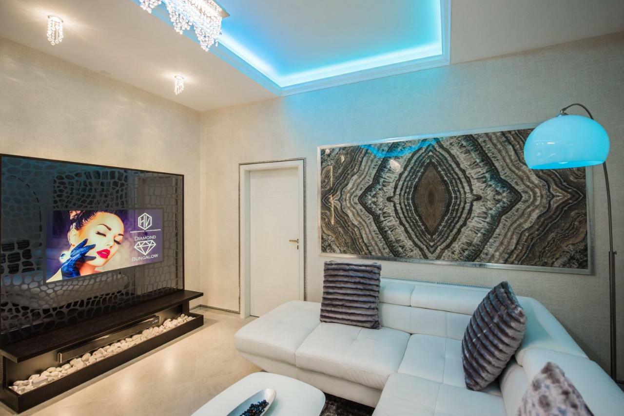 H & V Residence - Diamond Bungalow Apartment Αράντ Εξωτερικό φωτογραφία