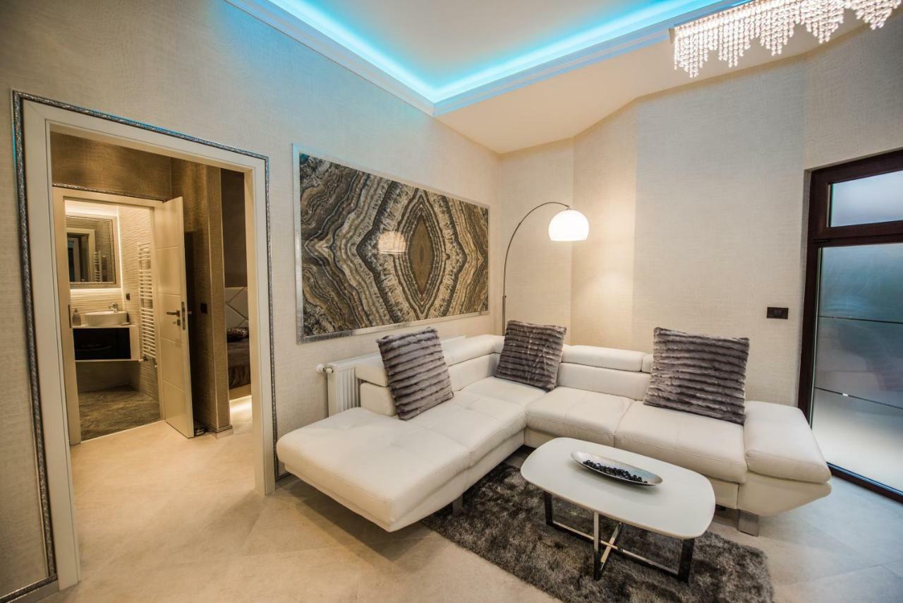H & V Residence - Diamond Bungalow Apartment Αράντ Εξωτερικό φωτογραφία
